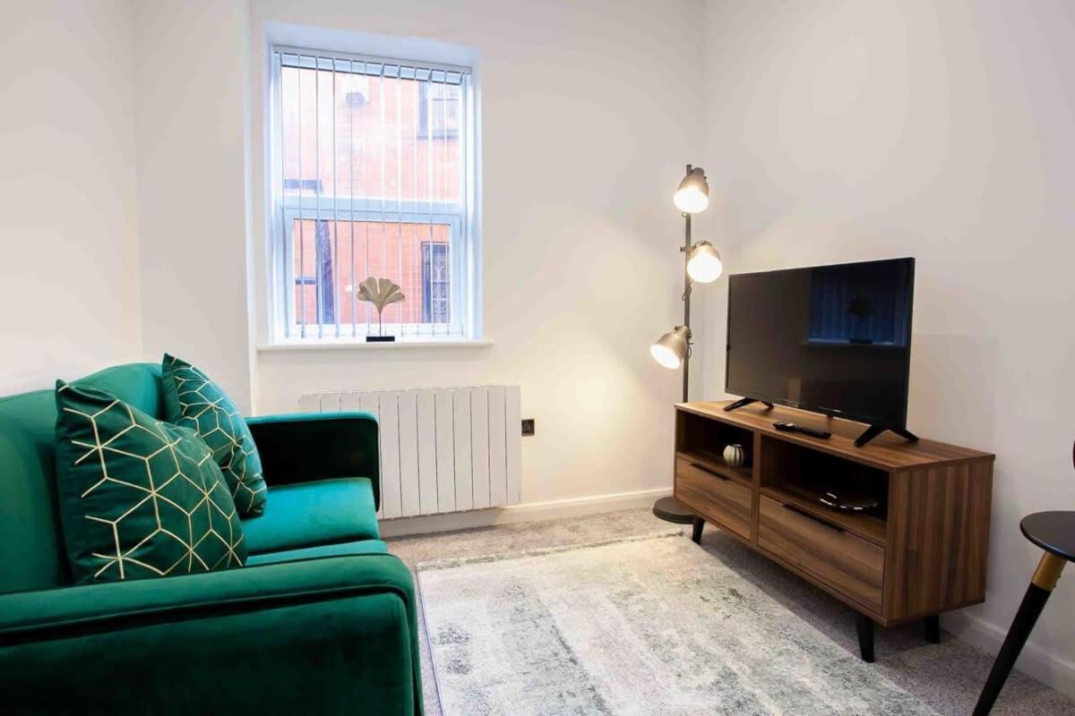 Modern & Stylish 1 Bedroom Apartment In Bolton Exteriör bild